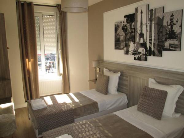 Standard Twin Room - Accommodation