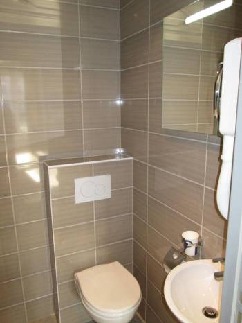 Standard Twin Room7