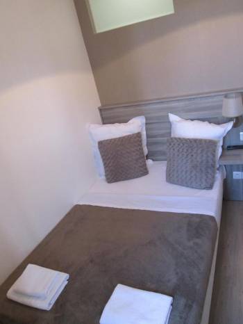 Single Room9
